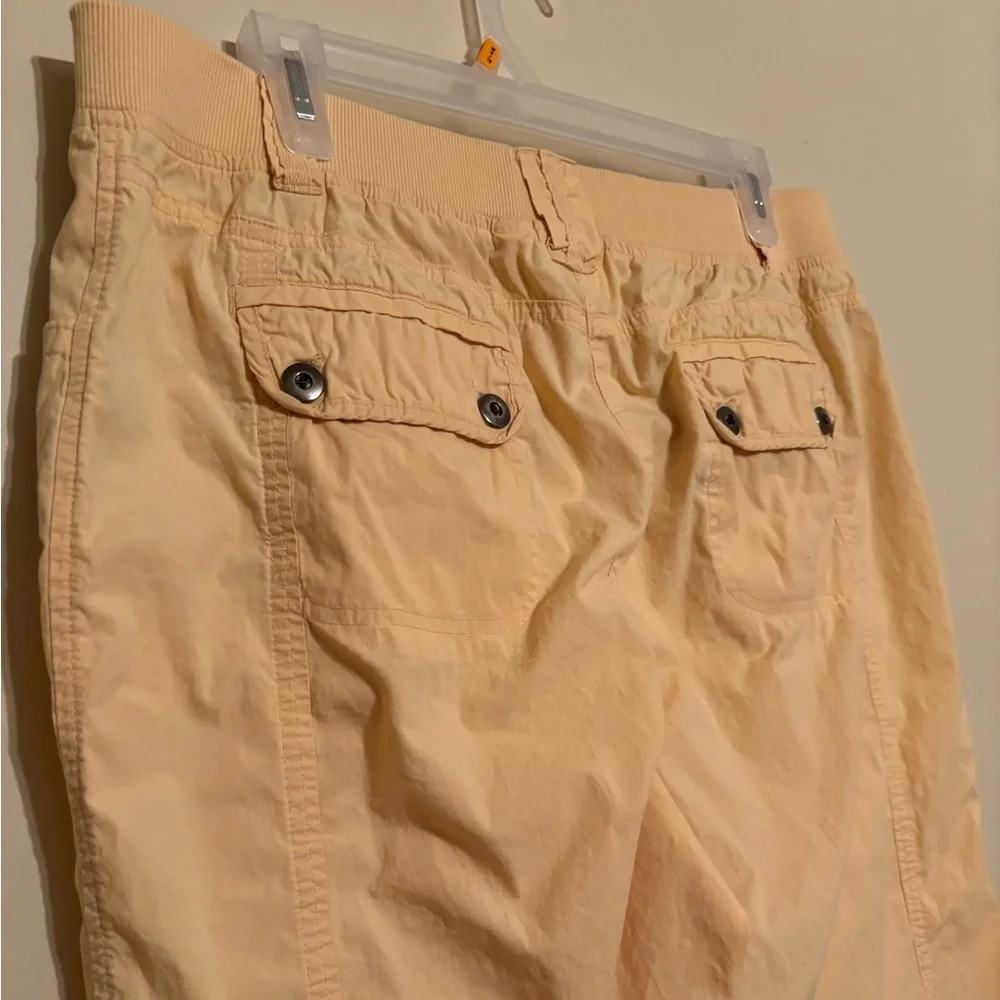 Chicos utility capri pants Chicos size 2 USA large yellow - Picture 5 of 6